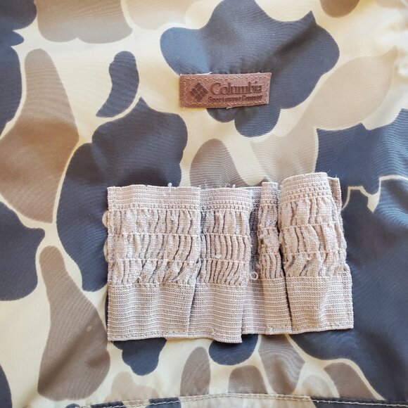 VTG Columbia Hunting Bomber Puffer Jacket Size Medium Reversible Duck Camo Brown - Picture 4 of 11